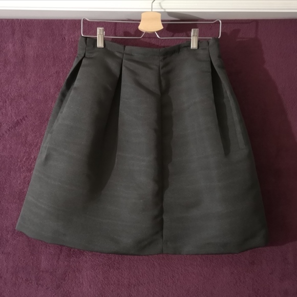 ALFRED SUNG Pleated Skirt Black Size 6 NWOT - Picture 1 of 5
